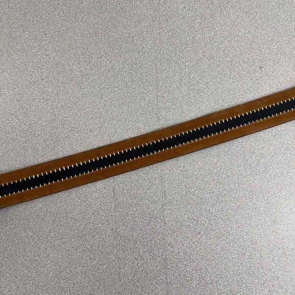 Cabi Leather Belt Womens Medium Gold Buckle Boho Classic Striped Stitched 1.5" - Picture 3 of 8